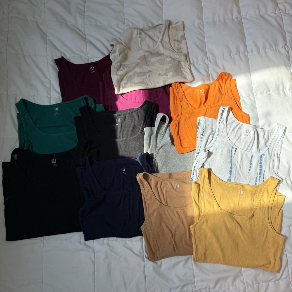 GAP Green and Black Tank Tops Casual Style